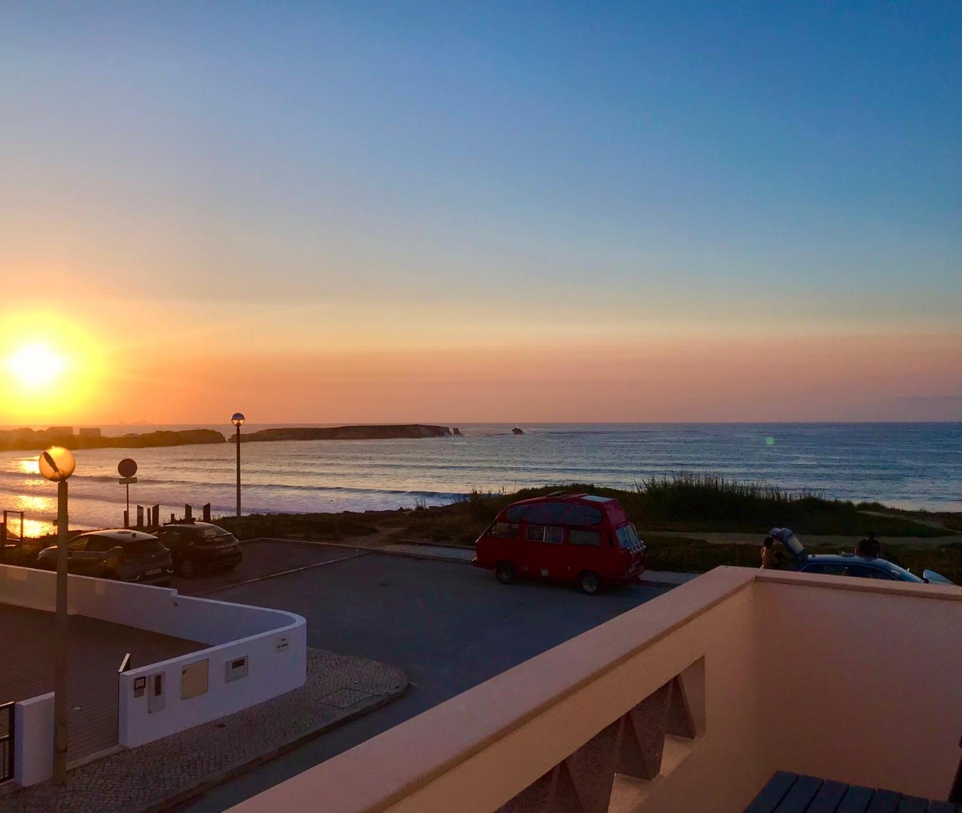 בליאל Surfness Lodge מראה חיצוני תמונה