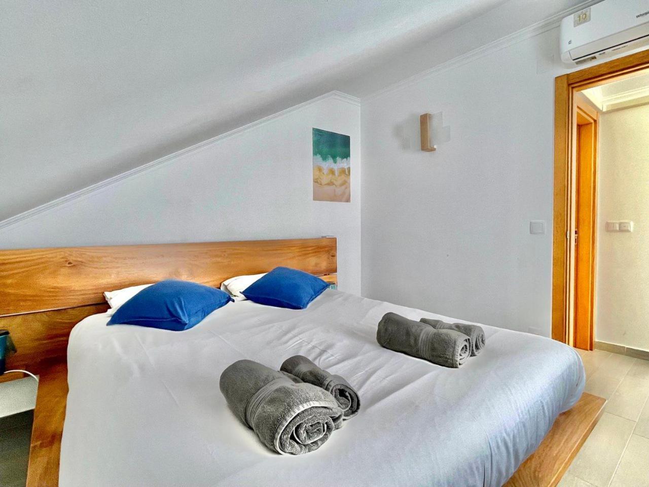 בליאל Surfness Lodge חדר תמונה