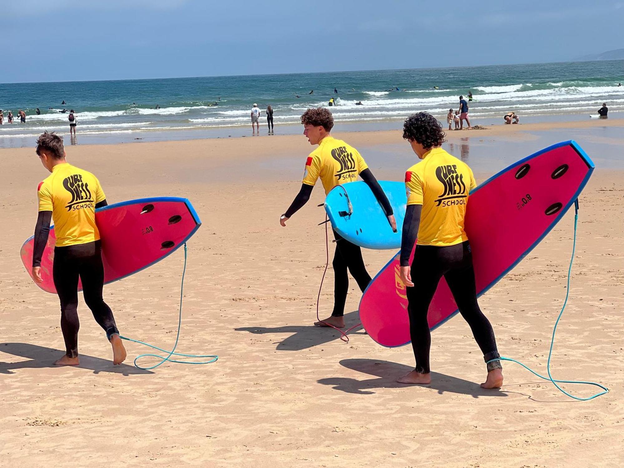 בליאל Surfness Lodge מראה חיצוני תמונה
